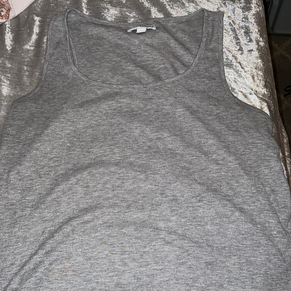 Gray tank top
